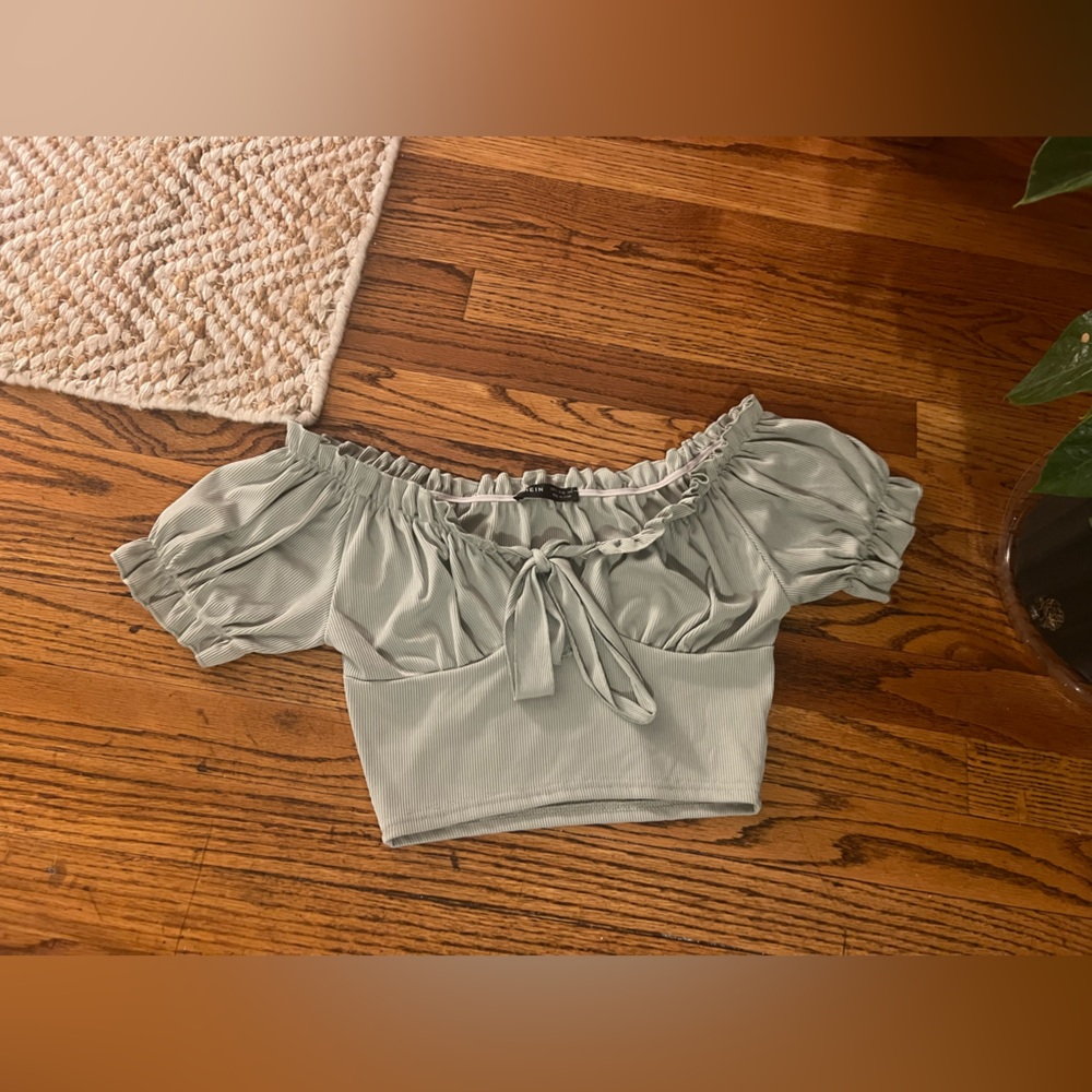 green off the shoulder lettuce trim crop top with puff sleeves